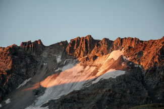 Morgensonne am Grialetschgletscher. (Foto Nadja Maurer) Morgensonne am Grialetschgletscher