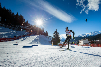 Dario Cologna (Foto: © Laiho / NordicFocus) Dario Cologna sprintet ins Ziel