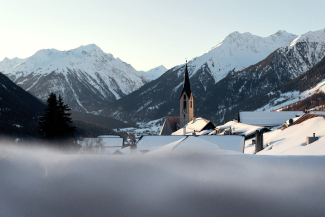 Bergdorf Guarda (Foto: © Thalia Wünsche / Graubünden Ferien) Bergdorf Guarda