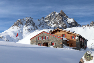 Berghütte Chamanna d’Es-cha der Sektion Bernina