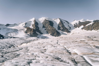 Blick auf das Bernina-Massiv am Fusse des Gletschers (Foto: © Jana Zieseniß) Blick auf das Bernina-Massiv am Fusse des Gletschers