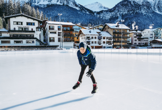 Eislaufen Lenzerheide (© Travelisto) Eislaufen Lenzerheide (© Travelisto)