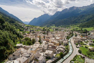 Bergdorf Poschiavo im Sommer (Foto: © Valposchiavo Turismo) Bergdorf Poschiavo im Sommer (Foto: © Valposchiavo Turismo)