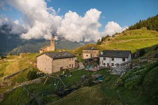Alpe San Romerio (Bild: © Schöne Bergtouren – Das Reise- und Outdoorportal) Alpe San Romerio (Bild: © Schöne Bergtouren – Das Reise- und Outdoorportal)