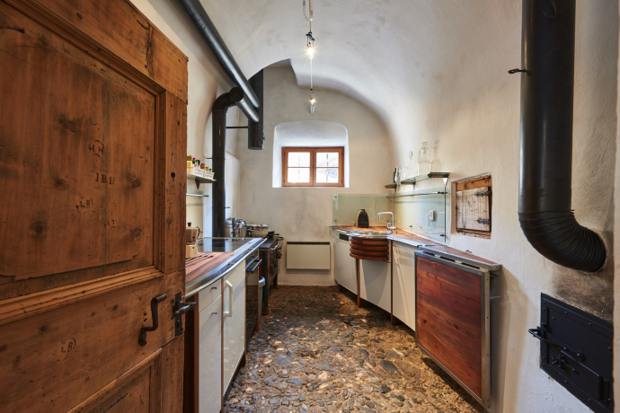 Engadinerhaus Scuol, Küche (Copyright: Gataric Fotografie) Engadinerhaus Scuol, Küche (Copyright: Gataric Fotografie)