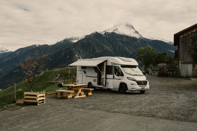 Bergbauernhofs in Stierva, Camper 