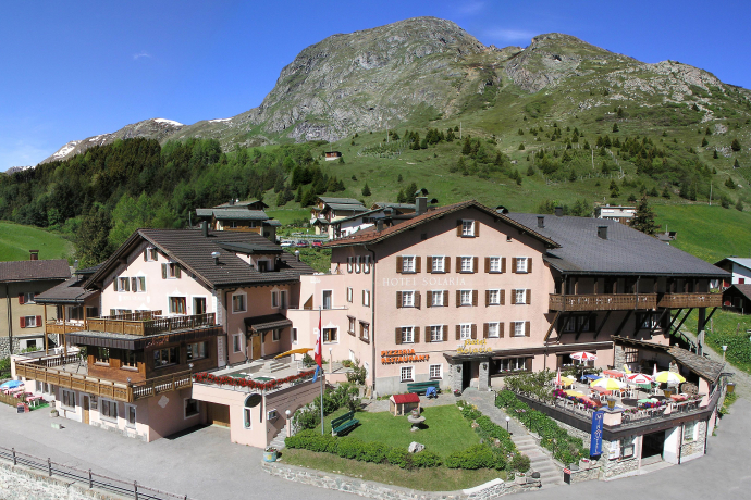 Hotel Solaria, Bivio