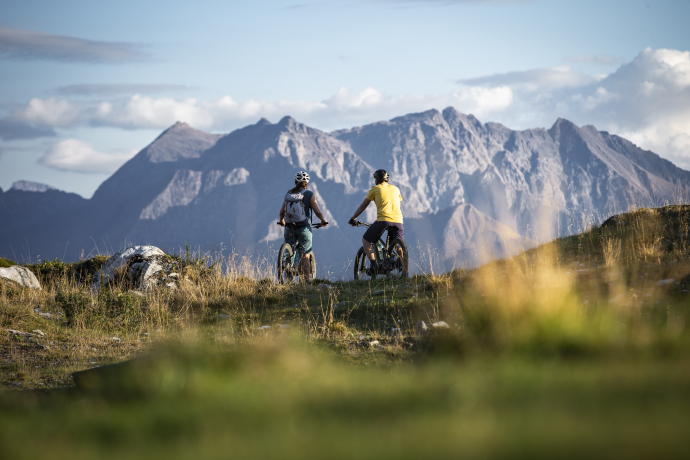 Mountainbiken in Flims Laax Falera (Photo: © Flims Laax Falera / Gaudenz Danuser) Mountainbiken in Flims Laax Falera