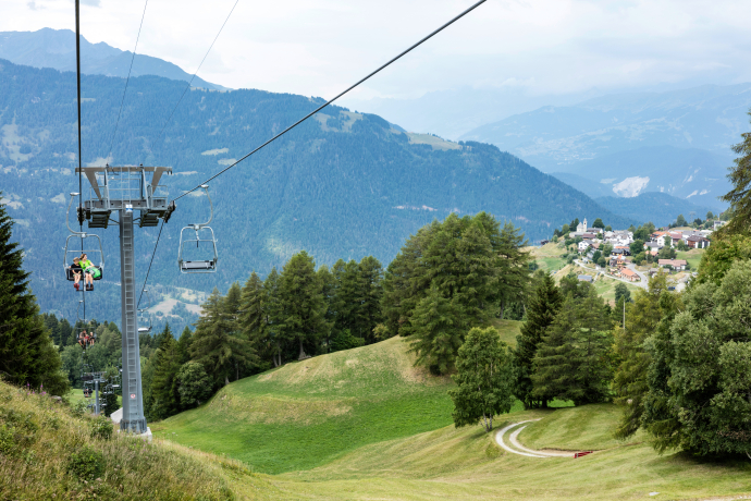 Panoramaweg Feldis in der Region Viamala