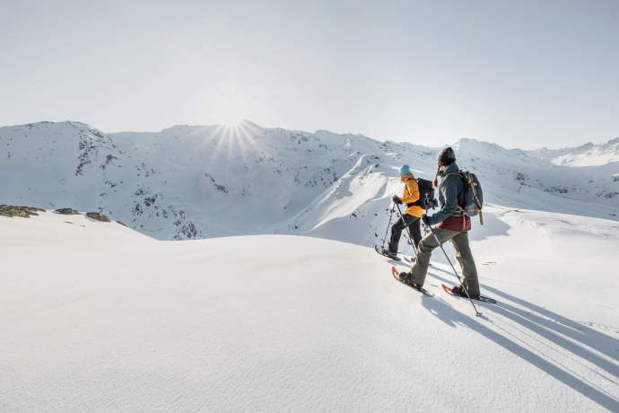 Snowshoe hiking in Davos Klosters 