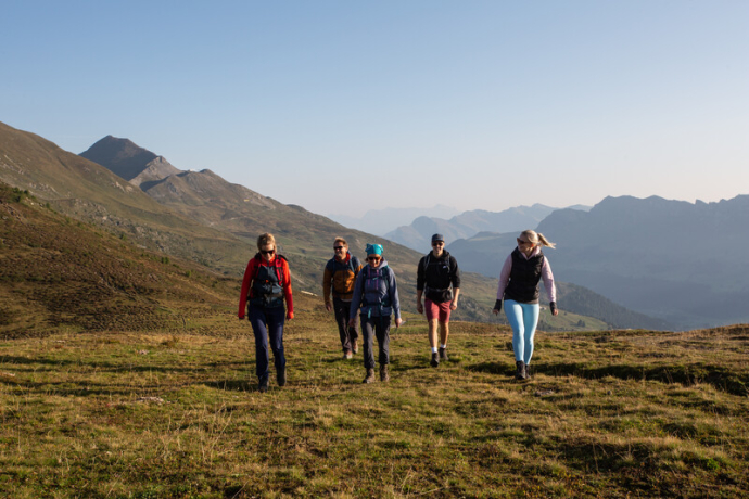 Gruppe beim Wandern in Arosa Lenzerheide