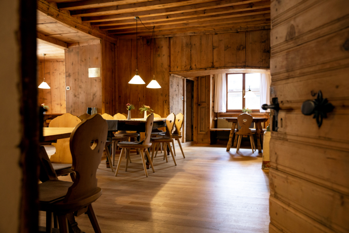 Das Herzstück des Hauses: die getäfelte Stüva. © Thalia Wünsche Chasa Chalavaina in Müstair