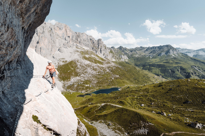 Partnunsee im Prättigau (Foto: ©️ The Alpinists) Partnunsee im Prättigau
