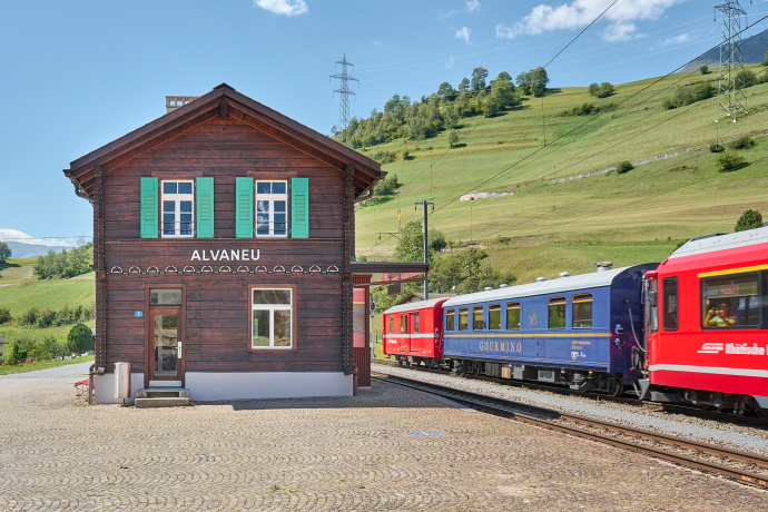 Alter Bahnhof in Alvaneu (Foto: © Gataric Fotografie) Alter Bahnhof in Alvaneu
