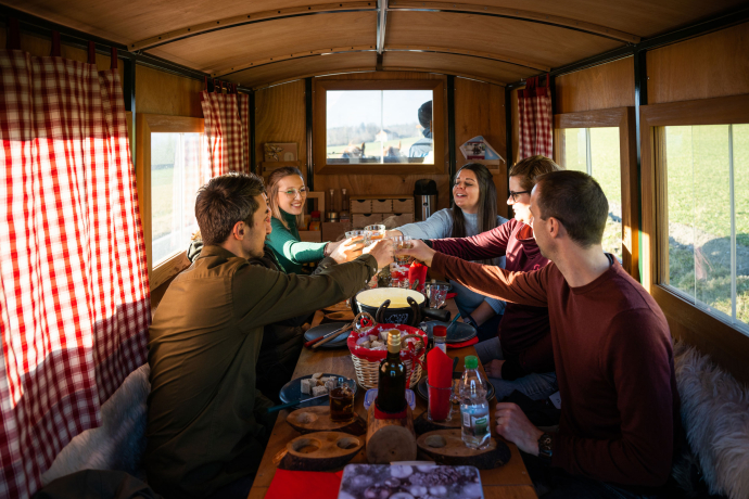 Fondue-Kutschenfahrt durch die Bündner Herrschaft