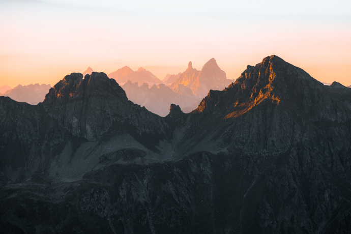 Paesaggio montano vicino a St. Antönien