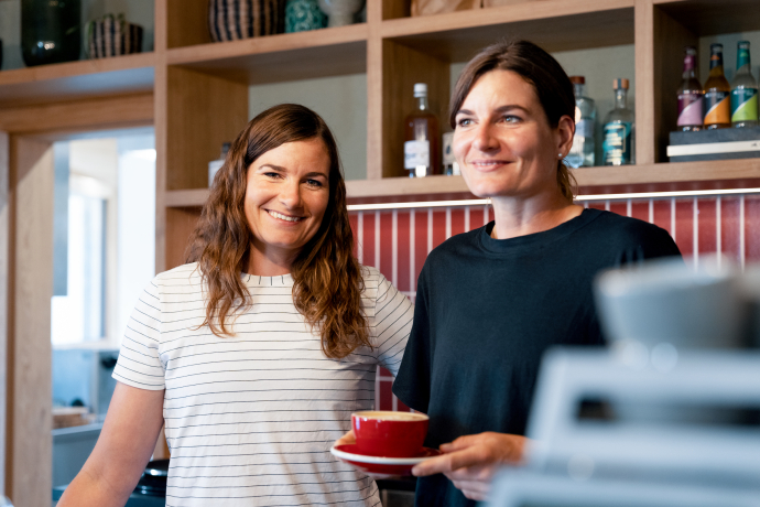 Die Gehrig-Zwillinge in ihrem eigenen Hotel