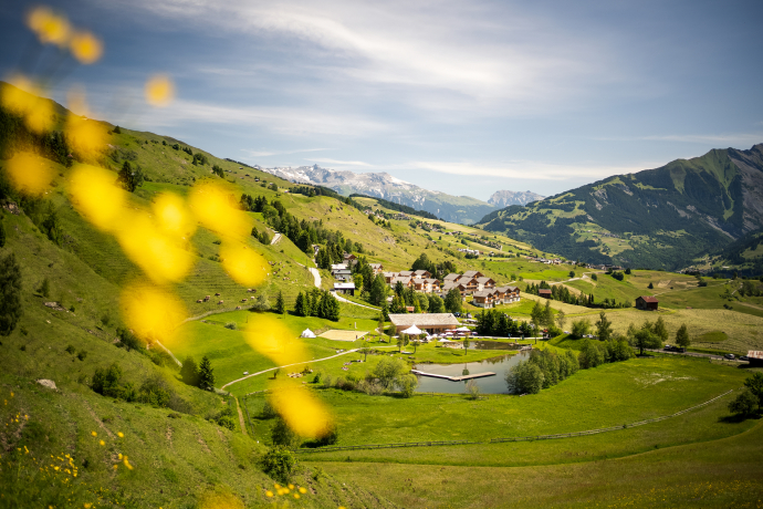Badesee Davos Munts (Foto: © Marco Hartmann) Badesee Davos Munts