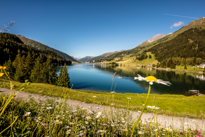 Davosersee (Foto: © Destination Davos Klosters / Andrea Badrutt) Davosersee