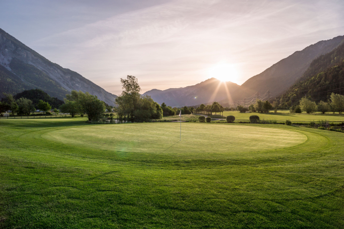 Sonnenaufgang auf dem Golfplatz