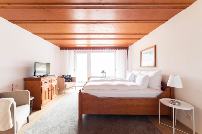 Zimmer im Hotel Eden (Foto: © Nicola Pitaro) Zimmer im Hotel Eden in Ilanz