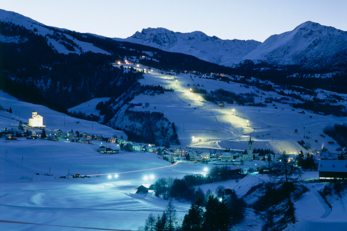 Nachtspektakel in Savognin