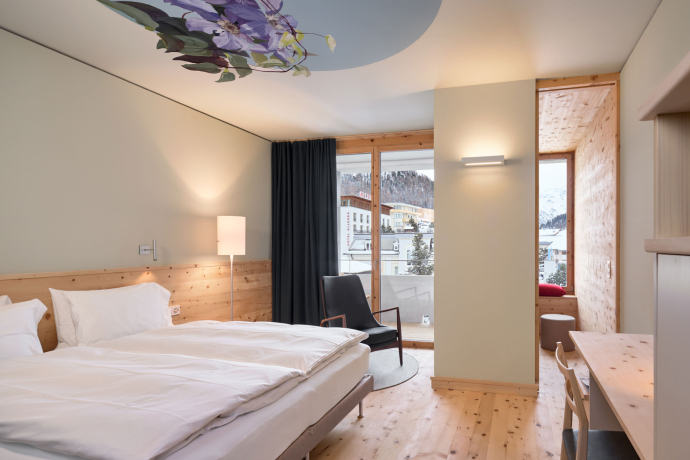 Zimmer im Hotel Maistra 160 in Pontresina (Foto: © Ralph Feiner) Zimmer im Hotel Maistra 160 in Pontresina