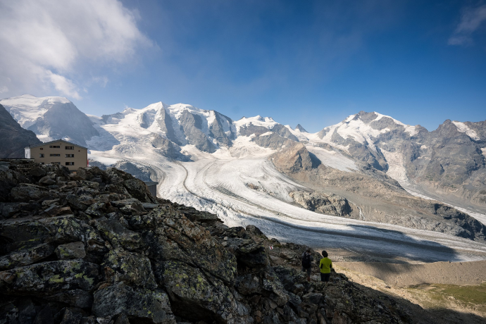 Markante Berge und weitläufiges Eis: die imposante Gletscherwelt Diavolezza im Engadin (Foto: © Marco Hartmann) Gletscherwelt Diavolezza im Engadin