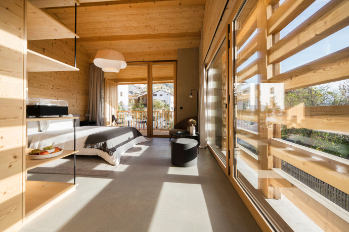 Es gibt sechs Doppelzimmer und zwei Suiten. Im Bild: die Suite Paraviccini. (Foto: © GRF, Marco Hartmann) Es gibt sechs Doppelzimmer und zwei Suiten. Im Bild: die Suite Paraviccini.