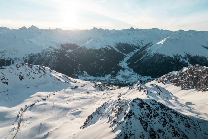 Winterlandschaft im Skigebiet Parsenn in Davos Klosters