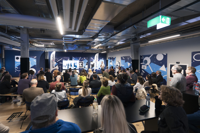 Impressionen vom InnoCircle Mai 2025 von Graubünden Ferien im blue Cinema Chur: Vorträge, Networking und Präsentationen in inspirierender Atmosphäre