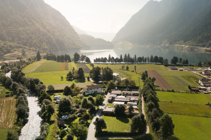 Camping Cavresc in Le Prese mit Blick auf den Lago di Poschiavo