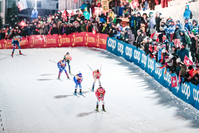 Spannende Wettkämpfe in Davos (Foto: © NordicFocus) Langlaufrennen mit Publikum am Davos Nordic