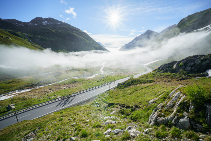 Freie Fahrt für Velos und Co. am Flüelapass. © Dominik Taeuber 