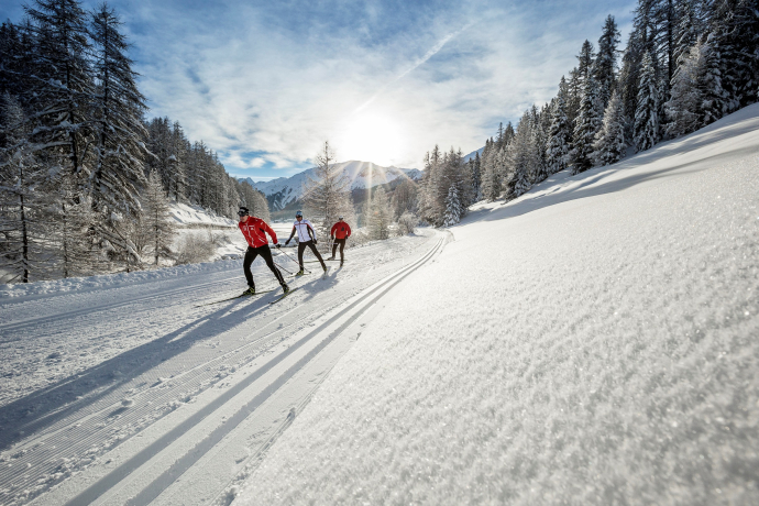 Cross-country skiing in the Scuol Samnaun Val Müstair holiday region Cross-country skiing in the Scuol Samnaun Val Müstair holiday region