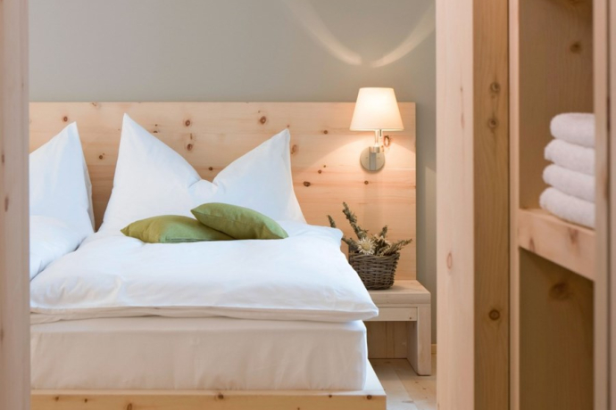 Doppelzimmer im Muattas Muragl (Foto: © Muattas Muragl) Doppelzimmer im Muattas Muragl (Foto: © Muattas Muragl)