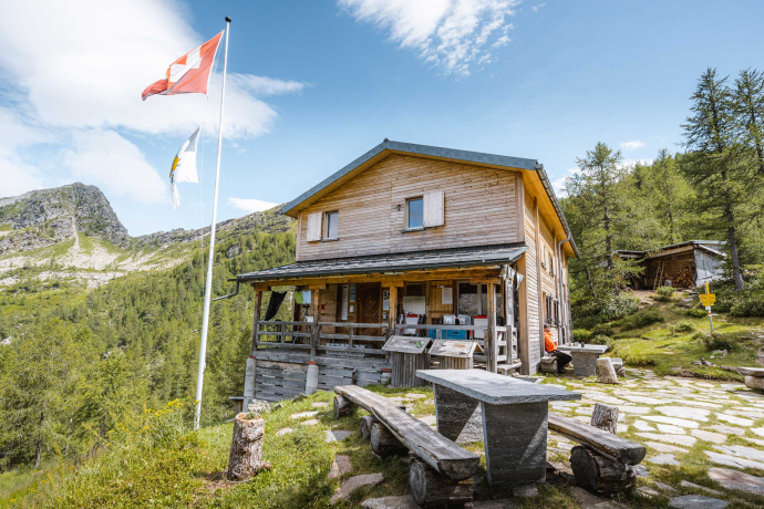 Buffalorahütte, Sentiero Alpino Calanca (© Fabian Künzel) Buffalorahütte, Sentiero Alpino Calanca (© Fabian Künzel)