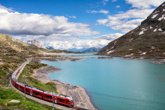 Lago Bianco (Foto: © Graubünden Ferien, Martin Hoch) Lago Bianco (Foto: © Graubünden Ferien, Martin Hoch)