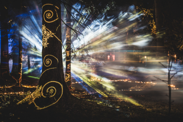 Holographisches Windspiel von Jan Raphael Knieza