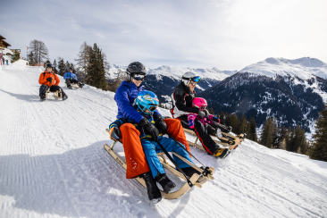 Schlittelspass in Davos (Foto: © Davos Klosters / Martin Bissig)