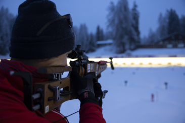 Nach dem Langlaufen folgt das Schiessen