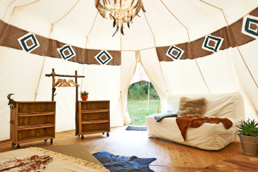 Tipizelt auf dem TCS Campingplatz Disentis