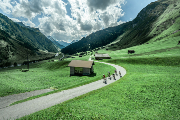 Roadroute an der Quellregion des Rheins